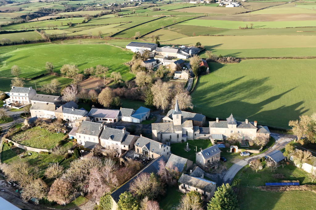 Photo Lebous,. La liste Ensemble pour Réquista, avec pour tête de liste Michel Laurens, reste à votre écoute pour une commune à votre image. Ils souhaitent donner une attention particulière aux clochers de la commune : Combradet, Hôpital Bellegarde, Lebous, Lincou, Saint Julien. Découvrez notre programme pour les élections municipales 2026 à Réquista.